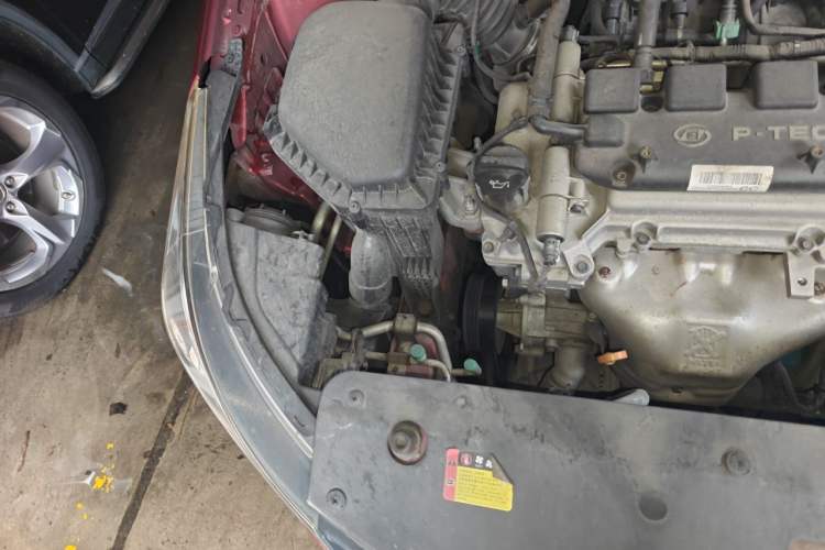 Used Baojun 310W 2017 1.5L Manual Fashion Edition China VI Engine Bay Right