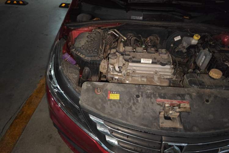 Used Baojun 310W 2017 1.5L Manual Comfort Version China V Engine Bay Right