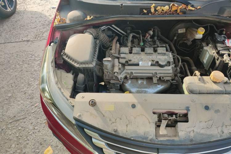 Used Baojun 310W 2017 1.5L Manual Comfort Version China V Engine Bay Right