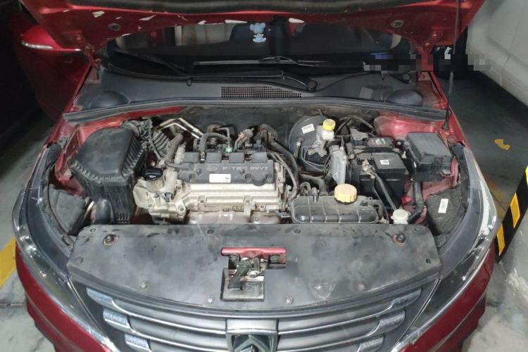 Used Baojun 310W 2017 1.5L Manual Fashion Model China V Engine Bay
