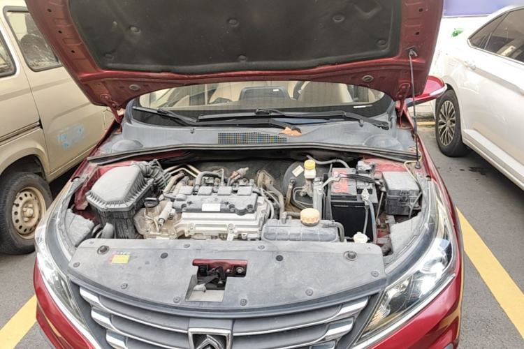 Used Baojun 310W 2017 1.5L Manual Fashion Model China V Engine Bay