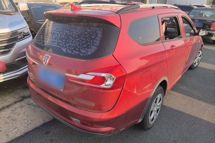Used Baojun 310W 2017 1.5L Manual Comfort Version China VI Emission Standard Exterior 3