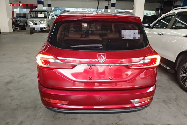 Used Baojun 310W 2017 1.5L Manual Luxury Edition China V Exterior 4