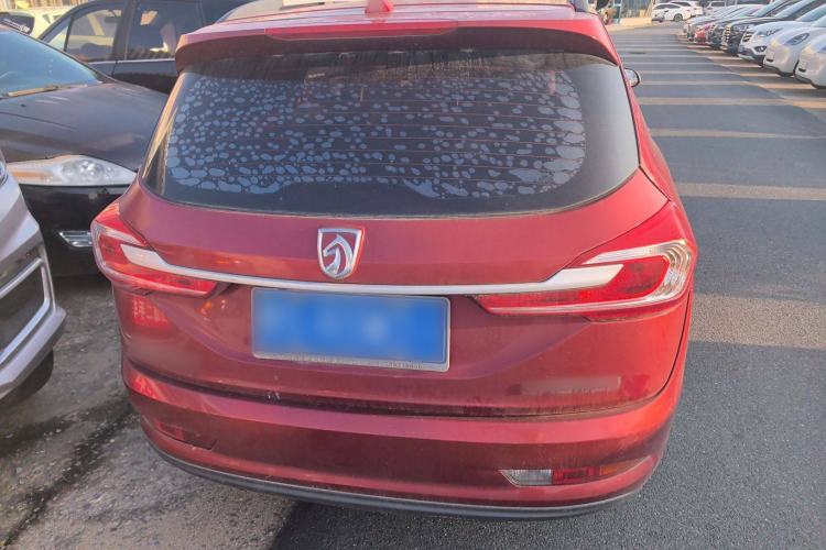 Used Baojun 310W 2017 1.5L Manual Comfort Version China VI Emission Standard Exterior 4
