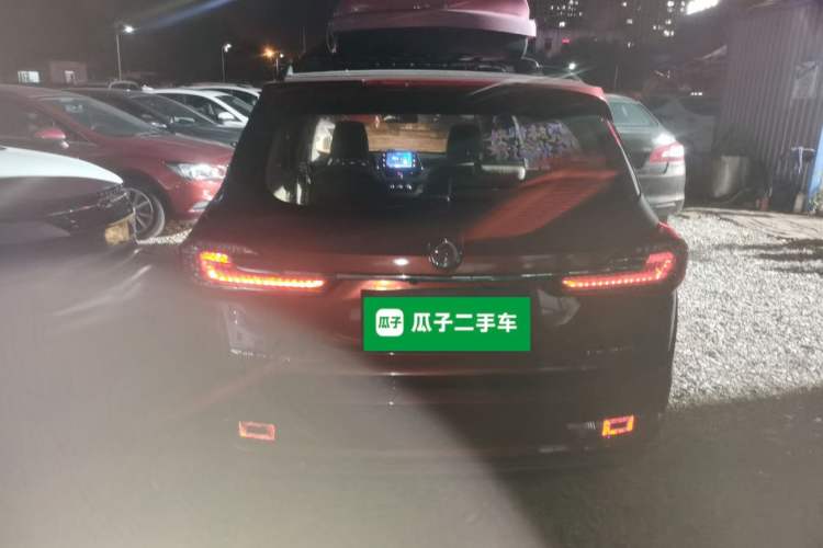 Used Baojun 310W 2017 1.5L Manual Fashion Model China V Exterior 4