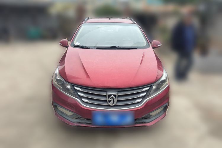 Used Baojun 310W 2017 1.5L Manual Fashion Model China V Front