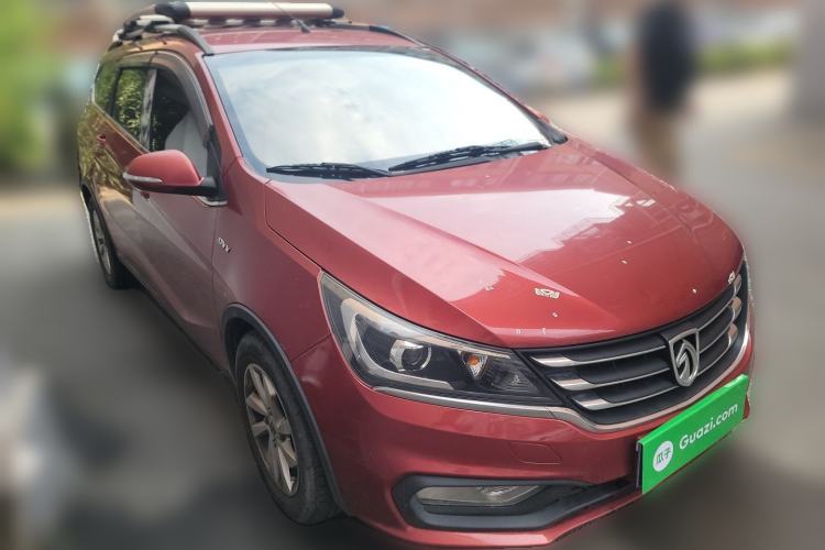 Used Baojun 310W 2017 1.5L Manual Fashion Model China V Front Right 45 Deg