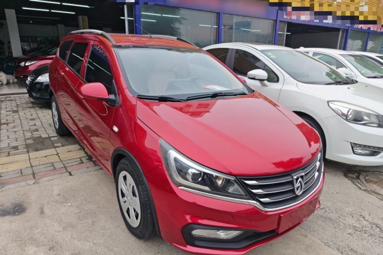 Used Baojun 310W 2017 1.5L Manual Comfort Version China V Front Right 45 Deg