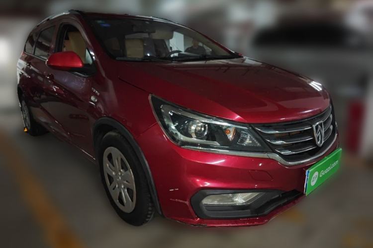 Used Baojun 310W 2017 1.5L Manual Comfort Version China V Front Right 45 Deg
