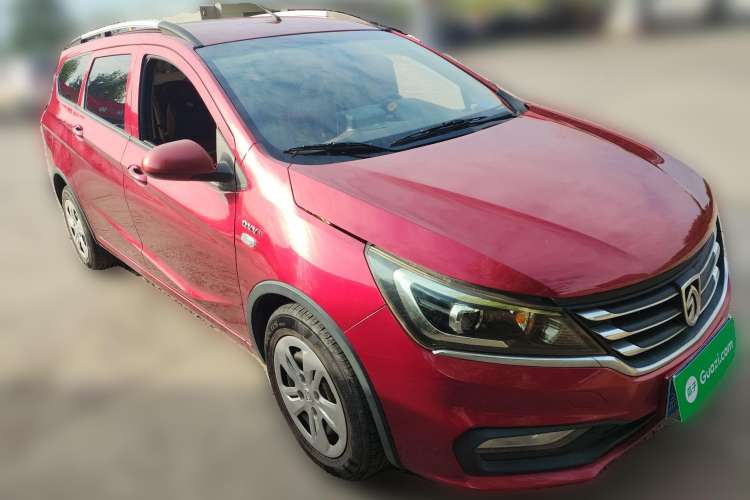 Used Baojun 310W 2017 1.5L Manual Comfort Version China V Front Right 45 Deg