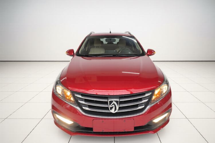 Used Baojun 310W 2017 1.5L Manual Fashion Model China V Front