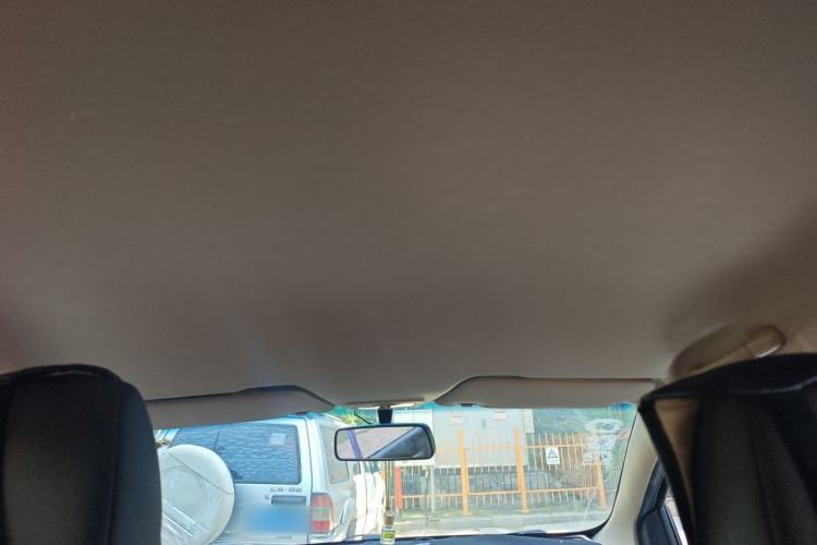 Used Baojun 310W 2017 1.5L Manual Fashion Model China V Headliner