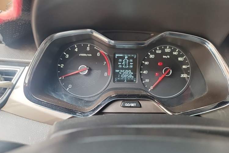 Used Baojun 310W 2017 1.5L Manual Fashion Model China V Instrument Cluster