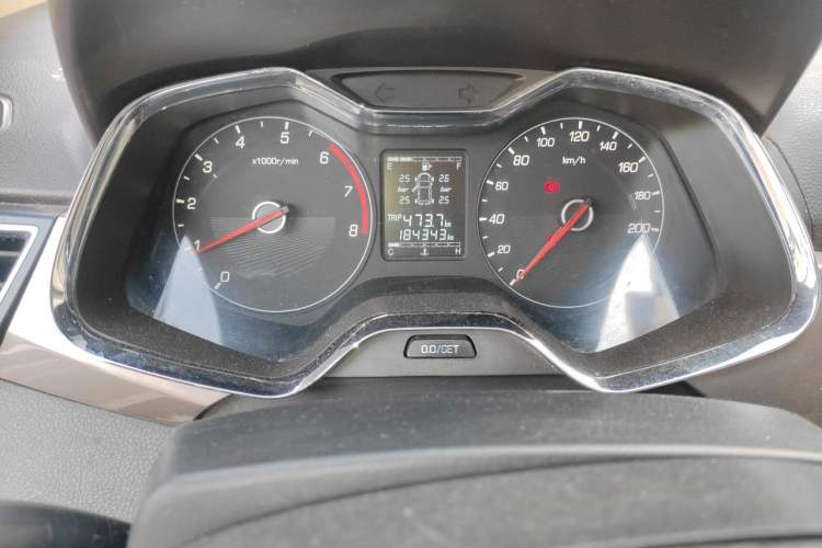 Used Baojun 310W 2017 1.5L Manual Fashion Model China V Instrument Cluster