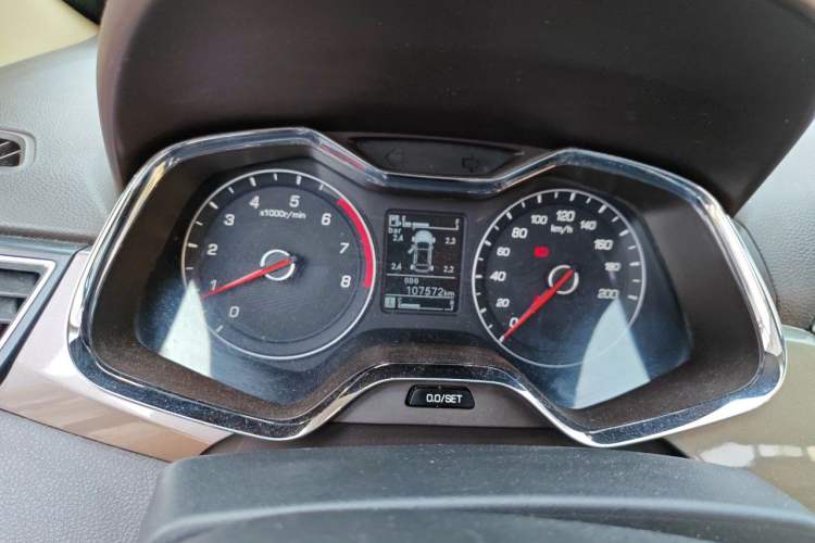 Used Baojun 310W 2017 1.5L Manual Luxury Edition China V Instrument Cluster