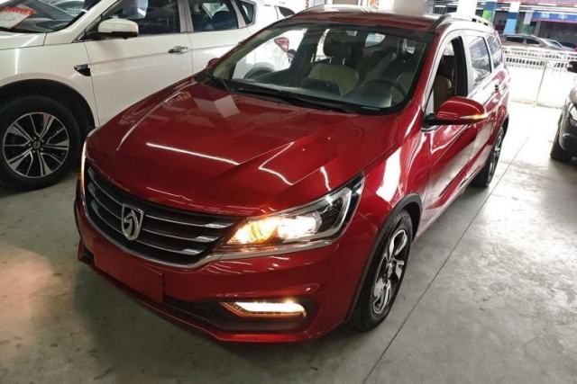 Used Baojun 310W 2017 1.5L Manual Luxury Edition China V