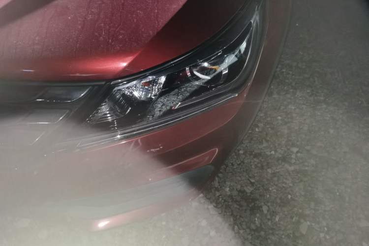 Used Baojun 310W 2017 1.5L Manual Fashion Model China V Left Front Headlight