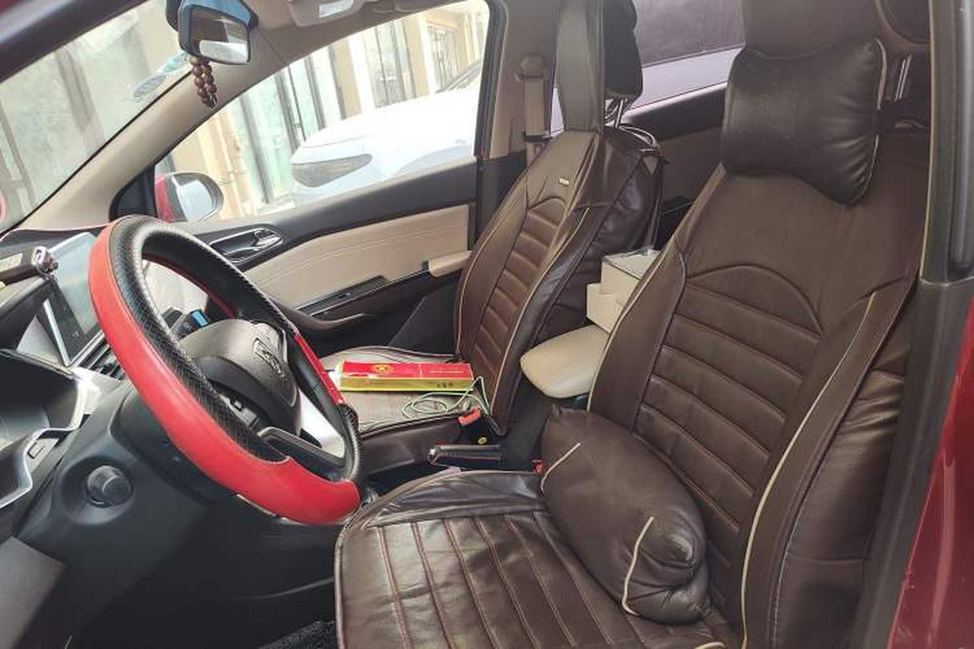 Used Baojun 310W 2017 1.5L Manual Luxury Edition China V Left Front Seat