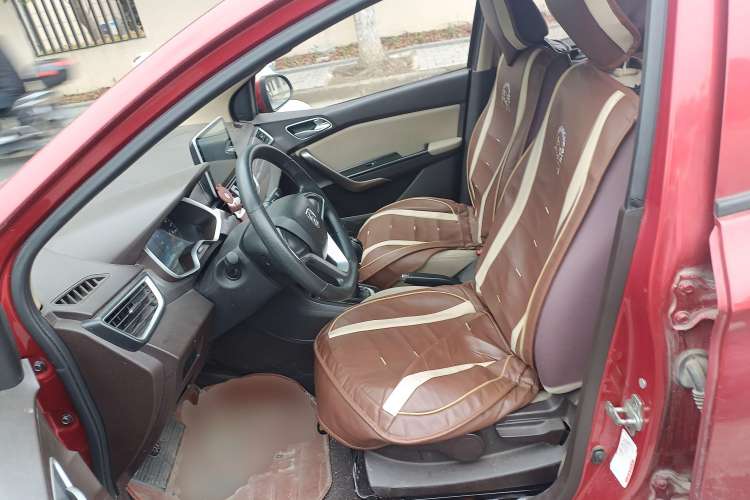 Used Baojun 310W 2017 1.5L Manual Comfort Version China V Left Front Seat