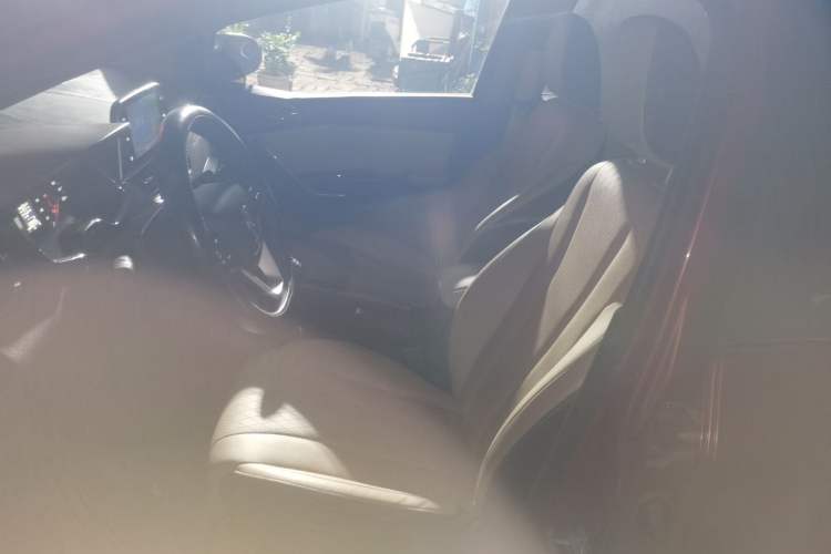 Used Baojun 310W 2017 1.5L Manual Fashion Model China V Left Front Seat