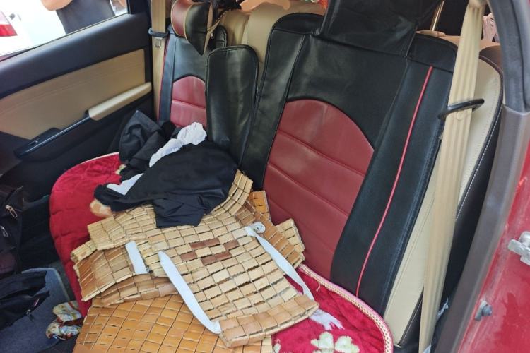 Used Baojun 310W 2017 1.5L Manual Fashion Model China V Left Rear Seat