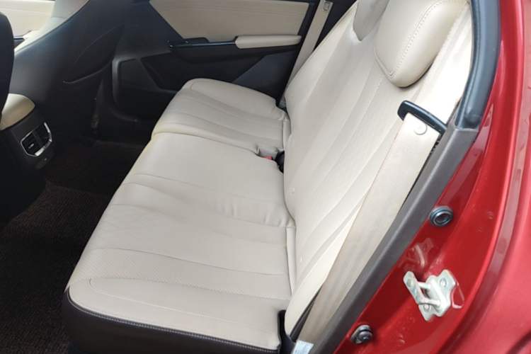Used Baojun 310W 2017 1.5L Manual Fashion Model China V Left Rear Seat