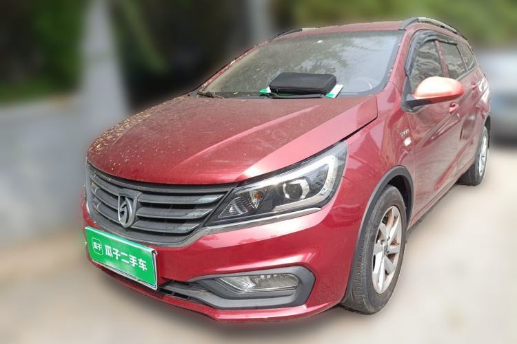 Used Baojun 310W 2017 1.5L Manual Comfort Version China V Guazi used car, China used car export, Used car for sale, Used Baojun cars, Cheapest cars for sale