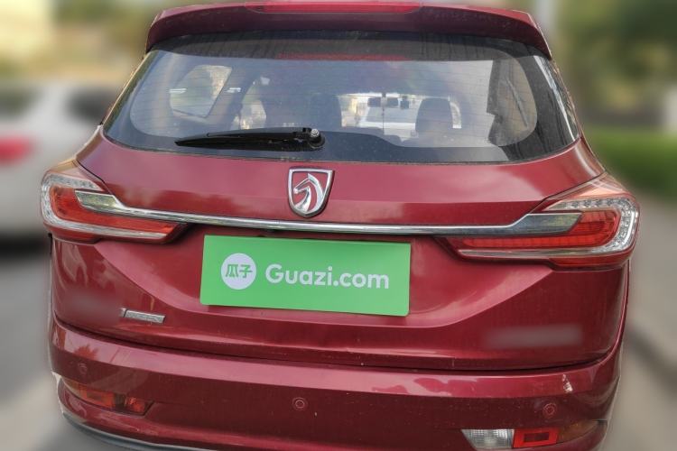 Used Baojun 310W 2017 1.5L Manual Fashion Model China V Rear