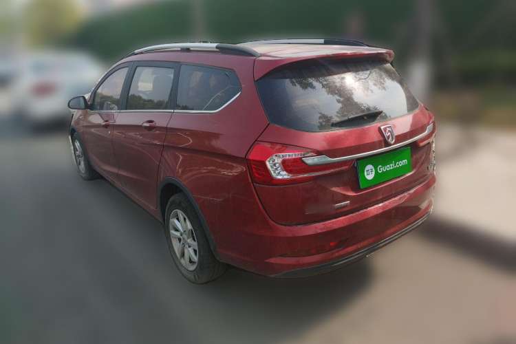 Used Baojun 310W 2017 1.5L Manual Fashion Model China V Rear Left 45 Deg