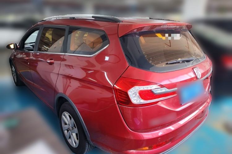 Used Baojun 310W 2017 1.5L Manual Fashion Model China V Rear Left 45 Deg