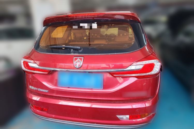 Used Baojun 310W 2017 1.5L Manual Fashion Model China V Rear