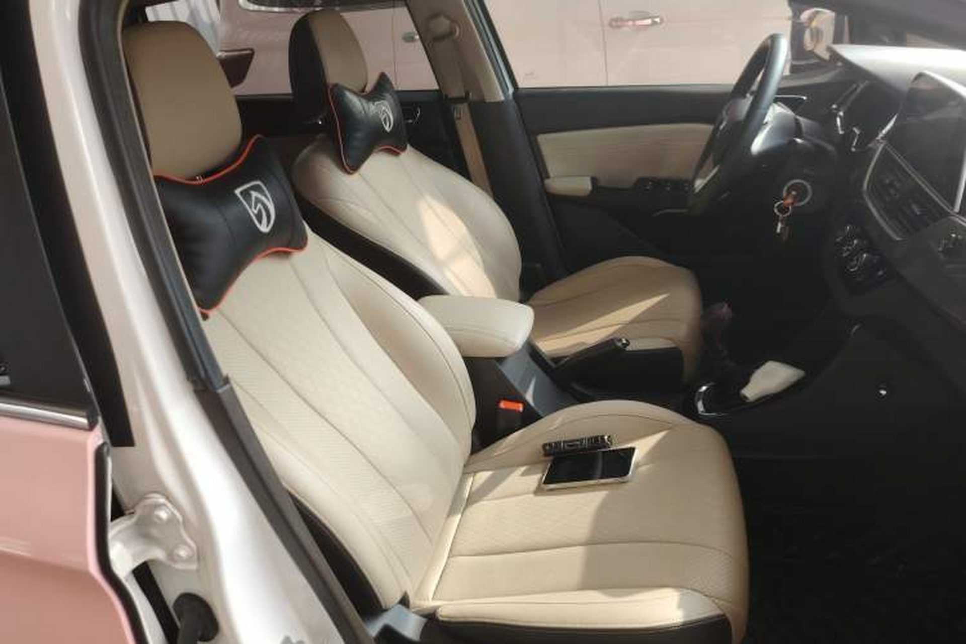 Used Baojun 310W 2017 1.5L Manual Fashion Edition China VI Right Front Seat