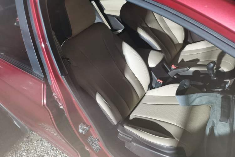 Used Baojun 310W 2017 1.5L Manual Fashion Model China V Right Front Seat