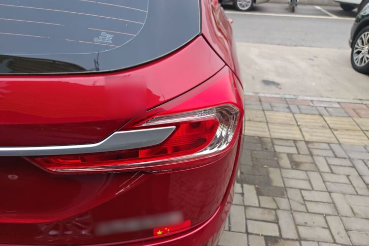 Used Baojun 310W 2017 1.5L Manual Comfort Version China V Right Rear Taillight
