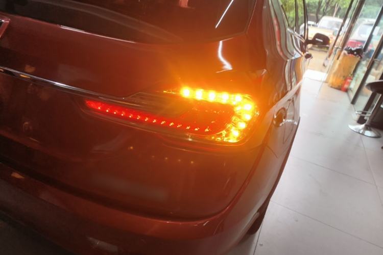 Used Baojun 310W 2017 1.5L Manual Fashion Model China V Right Rear Taillight
