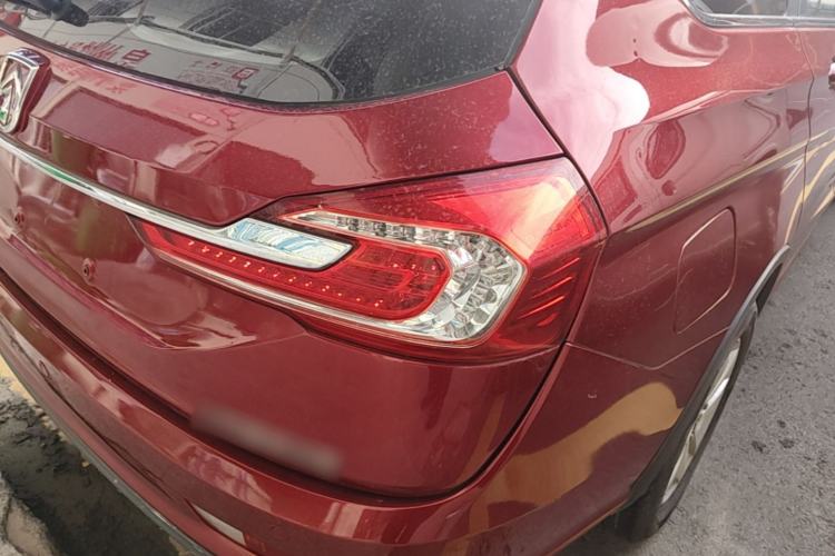 Used Baojun 310W 2017 1.5L Manual Fashion Model China V Right Rear Taillight