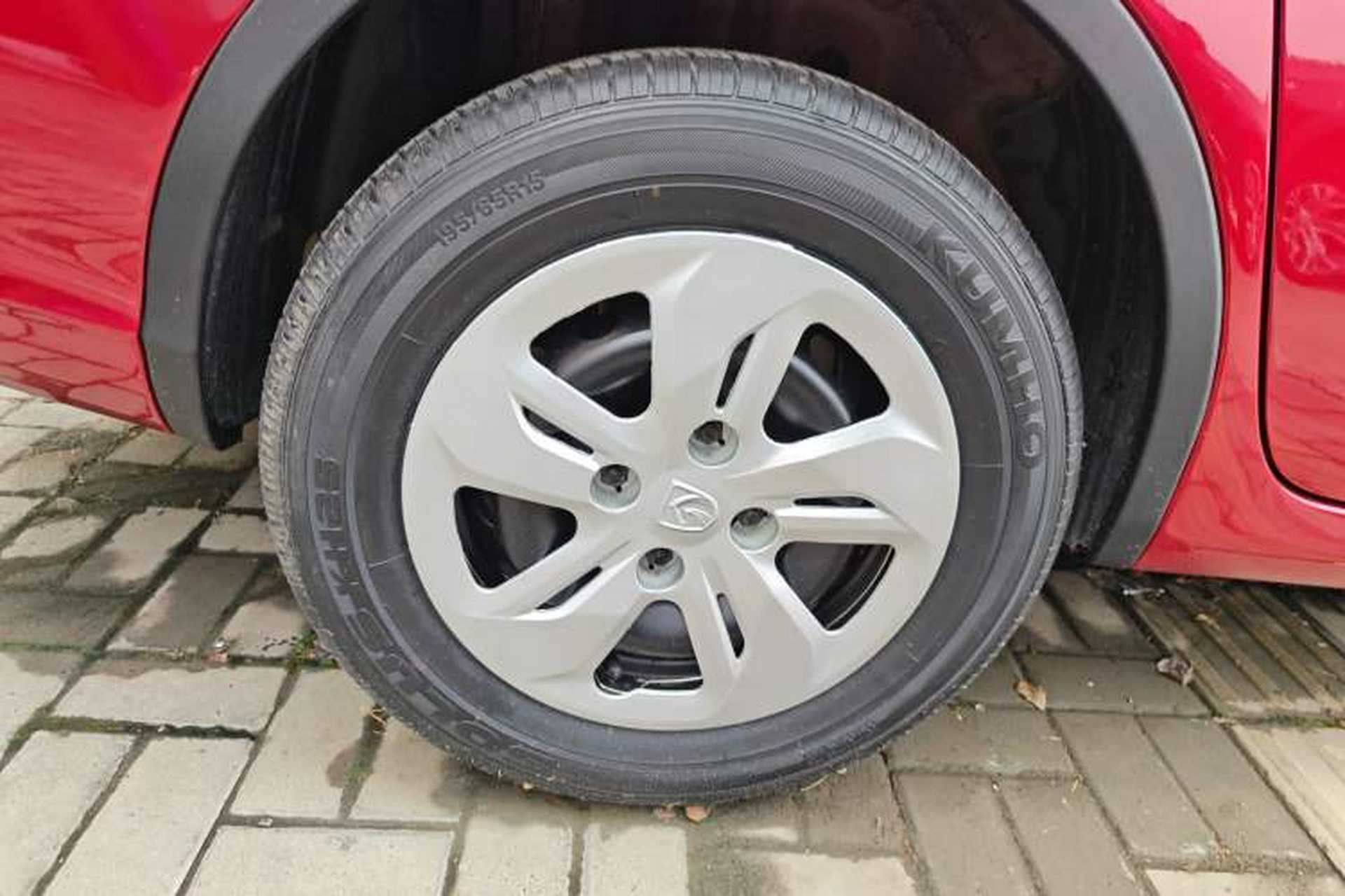 Used Baojun 310W 2017 1.5L Manual Comfort Version China V Right Rear Wheel Hub