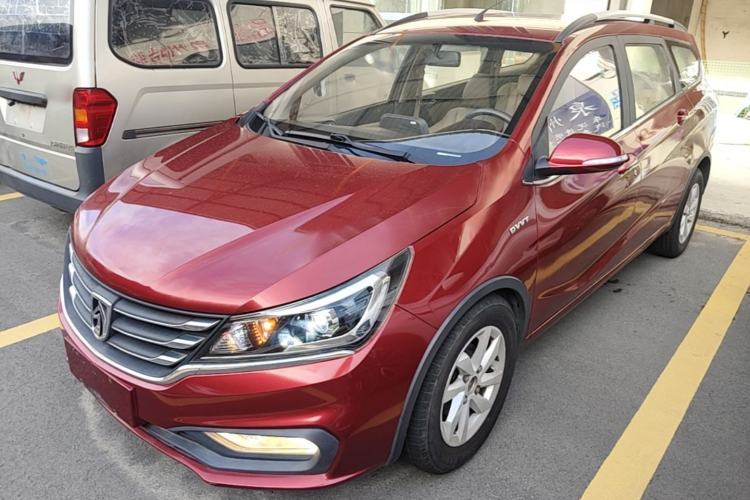 Used Baojun 310W 2017 1.5L Manual Fashion Model China V Guazi used car, China used car export, Used car for sale, Used cars, Cheapest cars for sale