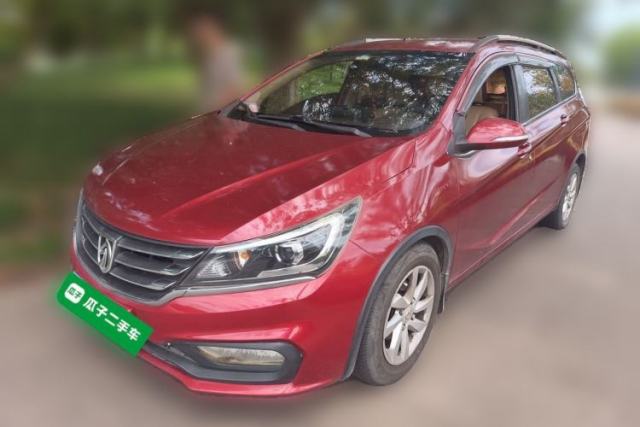 Used Baojun 310W 2017 1.5L Manual Fashion Model China V