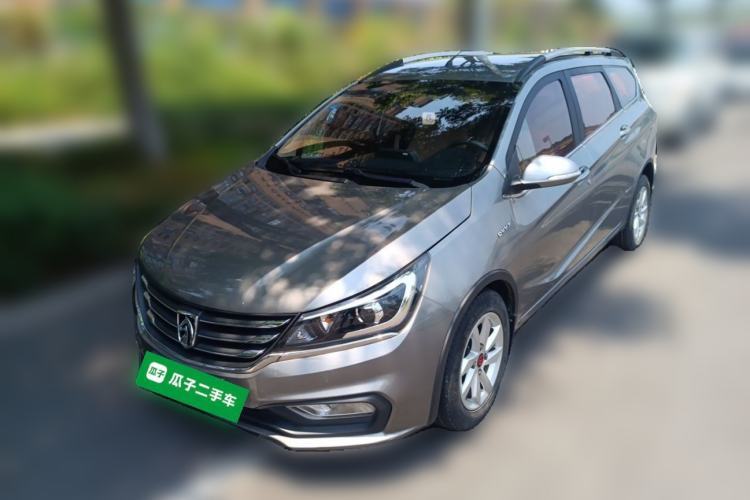 Used Baojun 310W 2017 1.5L Manual Fashion Model China V Guazi used car, China used car export, Used car for sale, Used  cars, Cheapest cars for sale