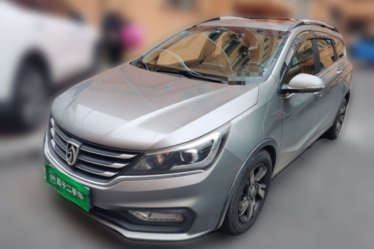Used Baojun 310W 2017 1.5L Manual Luxury Version China VI Guazi used car, China used car export, Used car for sale, Used  cars, Cheapest cars for sale