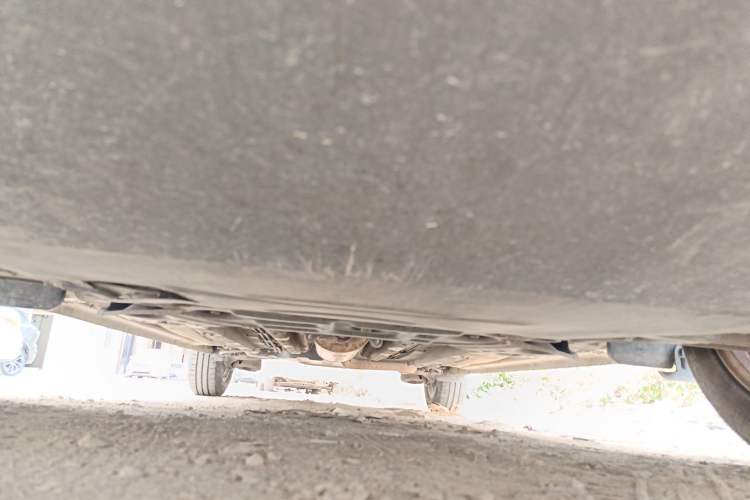 Used Baojun 310W 2017 1.5L Manual Fashion Model China V Chassis Front
