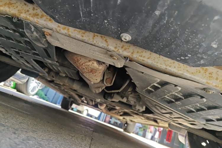 Used Baojun 310W 2017 1.5L Manual Comfort Version China VI Emission Standard Chassis Front