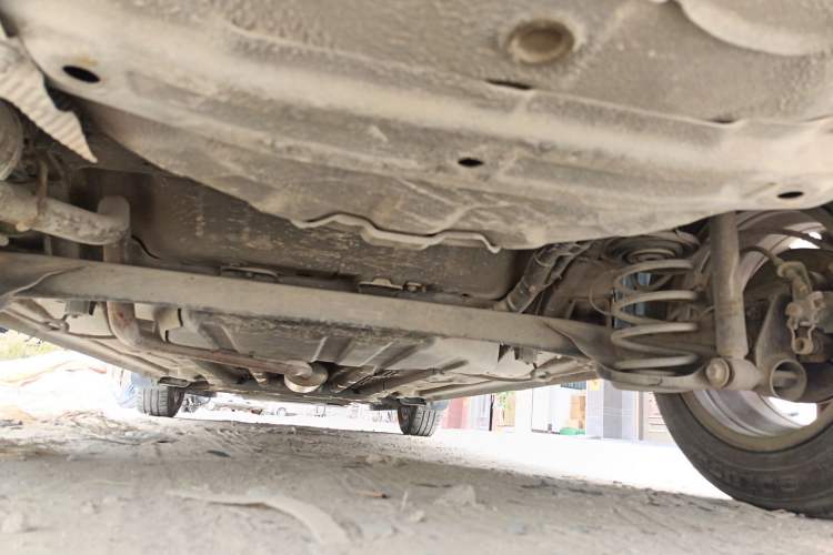 Used Baojun 310W 2017 1.5L Manual Fashion Model China V Chassis Rear