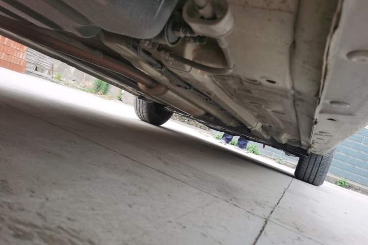 Used Baojun 310W 2017 1.5L Manual Comfort Version China VI Emission Standard Chassis Rear Right