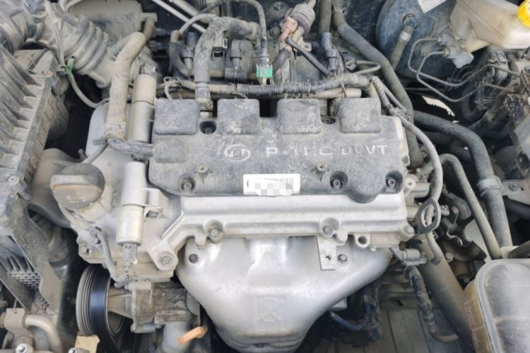 Used Baojun 310W 2017 1.5L Manual Fashion Model China V Engine Bay