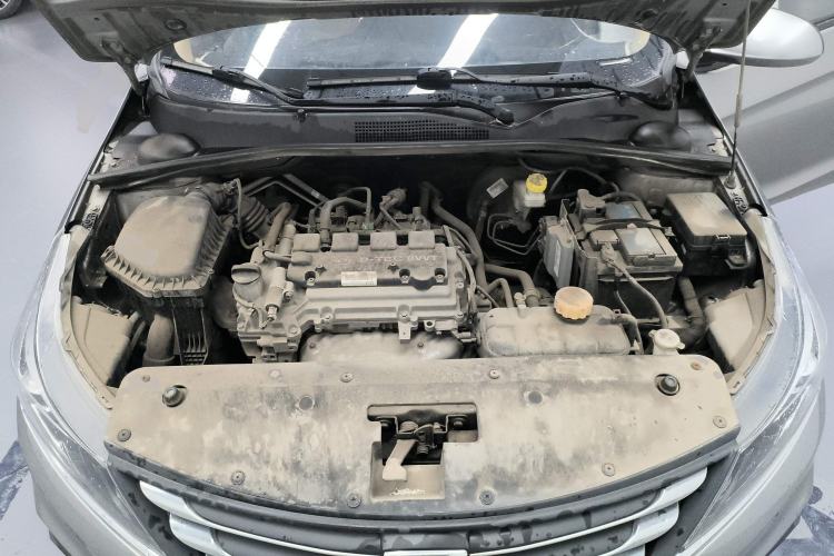 Used Baojun 310W 2017 1.5L Manual Comfort Version China V Engine Bay