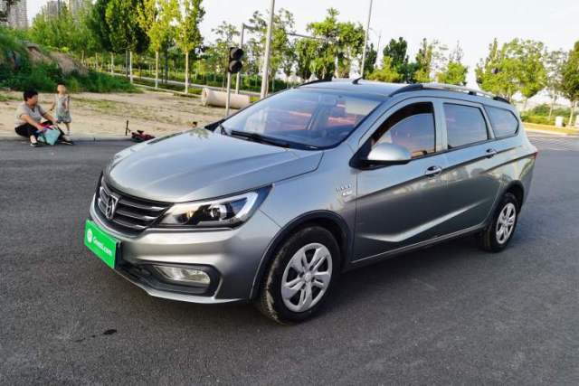 Used Baojun 310W 2017 1.5L Manual Comfort Version China VI Emission Standard