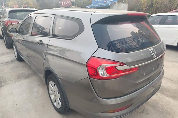 Used Baojun 310W 2017 1.2L Manual Value Edition China V Exterior 2