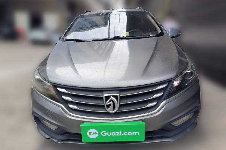 Used Baojun 310W 2017 1.5L Manual Fashion Model China V Front